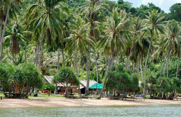 Koh Tonsay Resort